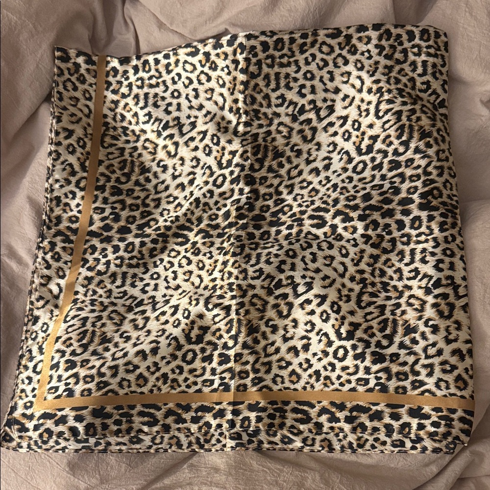 Leopard Print Squera Scarf